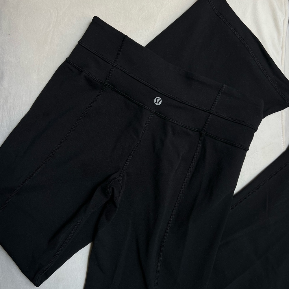 Lululemon Flare Leggings | Black